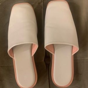 TIJN Mint Green Leather Slides